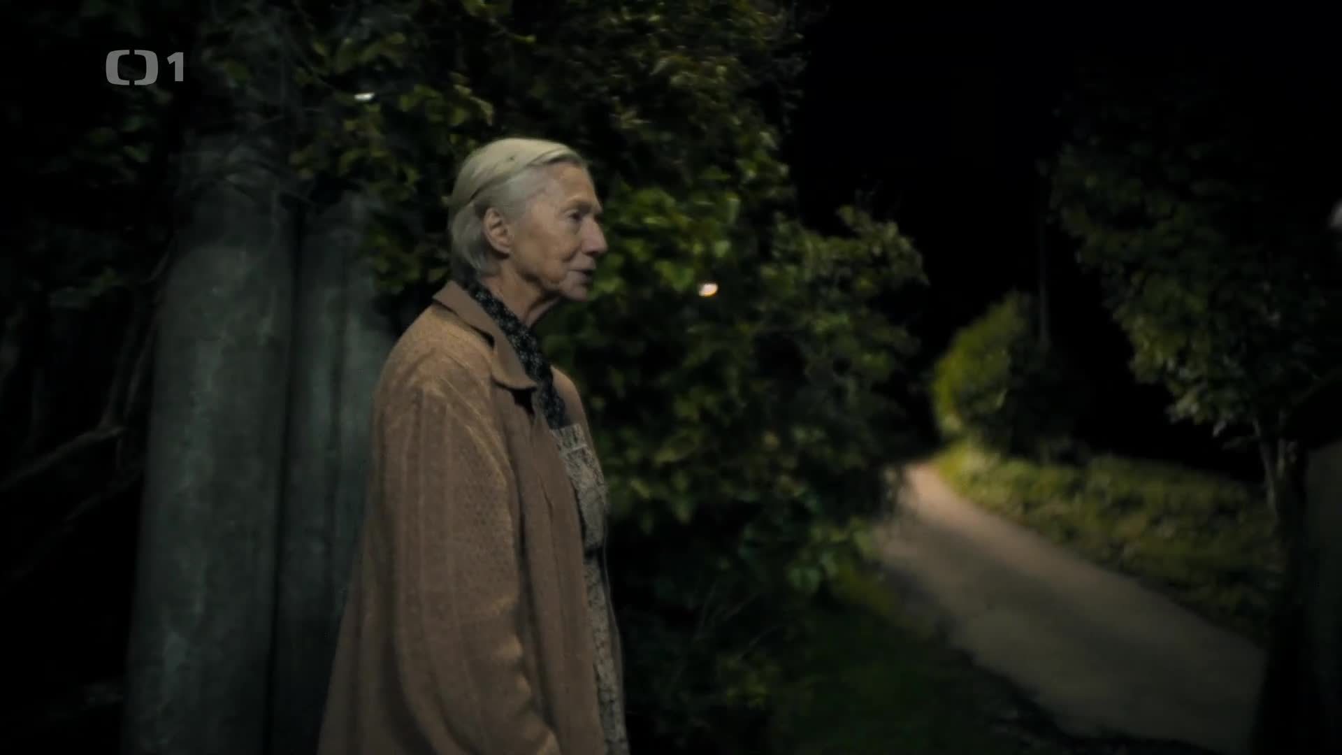 Máma {2025} drama, psychologický 1080p mkv