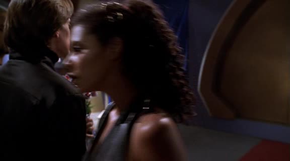 Andromeda 1x19 Svatební oběť avi