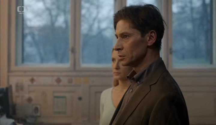 Detektivové od nejsvětější trojice 01 Případ pro exorcistu 1 dil 2015 avi