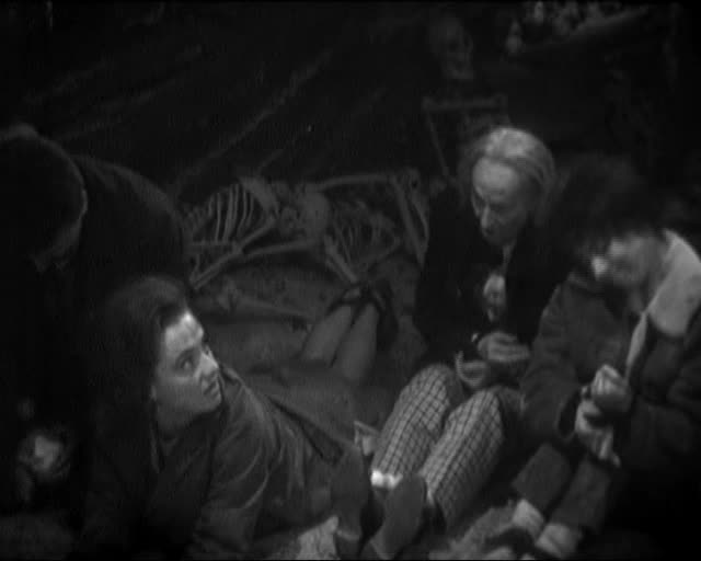 Doctor Who 001 01x03 100 000 BC Part 3 The Forest of Fear mkv
