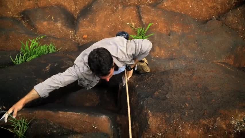 Hawaii Five 0 S01E20 Pobřeží CZ mkv