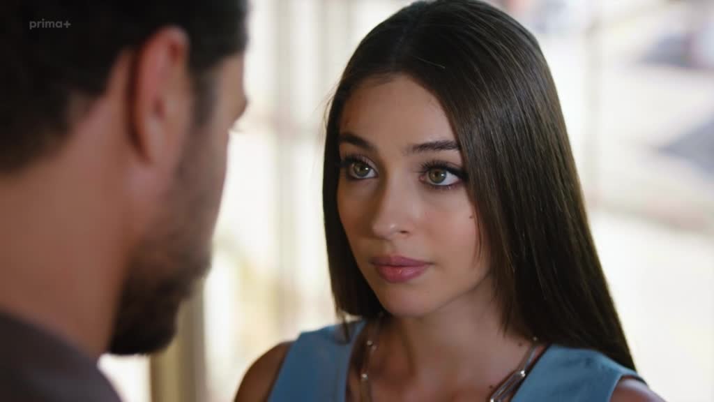 Souboj s láskou 01x999 Emir (Burak Çelik) Efsun (Cemre Bayselová).mp4