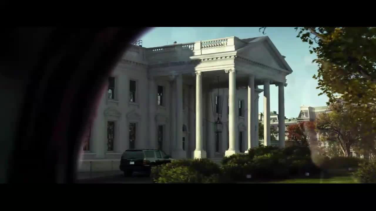 Útok na Bílý dům (Channing Tatum,Jamie Foxx,James Woods 2013 Akční Thriller Drama 1080p ) cz dabing mkv