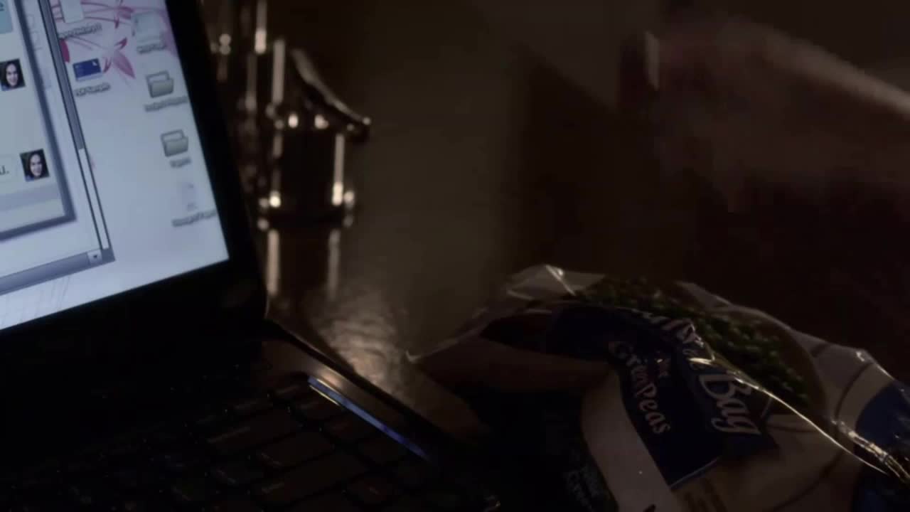 Prolhane krasky Z výhně přímo do pekla (Troian Bellisario,Lucy Hale,Ashley Benson 2013 Drama Mysteriózní Thriller Bdrip 1080p ) Cz dabing mp4