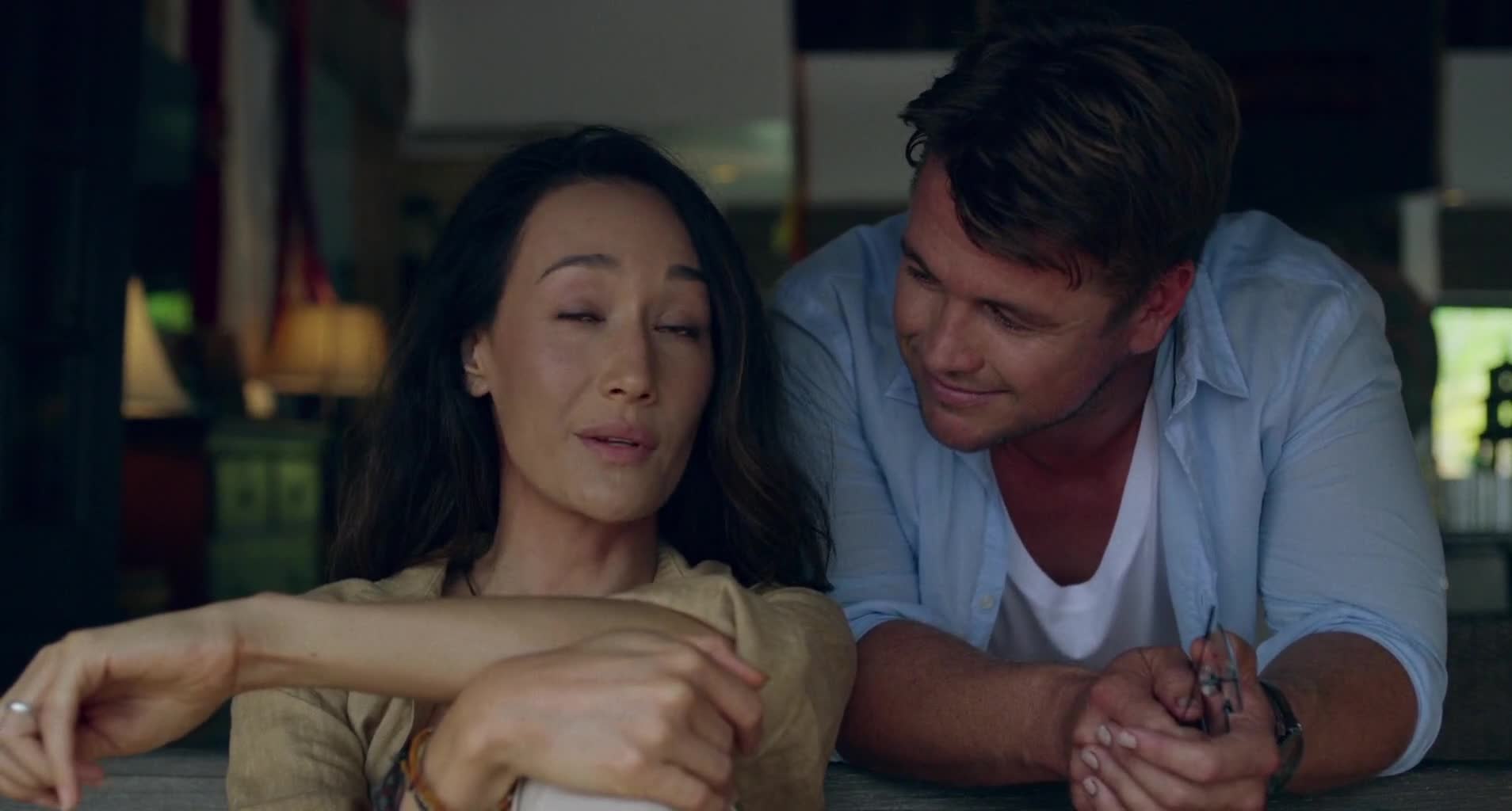 Death of Me (Maggie Q,Luke Hemsworth,Alex Essoe 2020 Horor Bdrip 1080p ) Cz dabing mkv