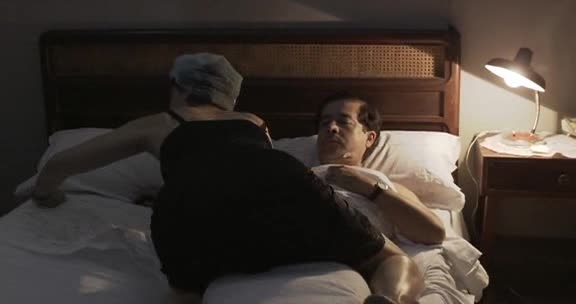 Čtrnáct peset za frank (Nový život za hranicemi) (2006 Drama Komedie Bdrip 1080p ) CZ dabing avi