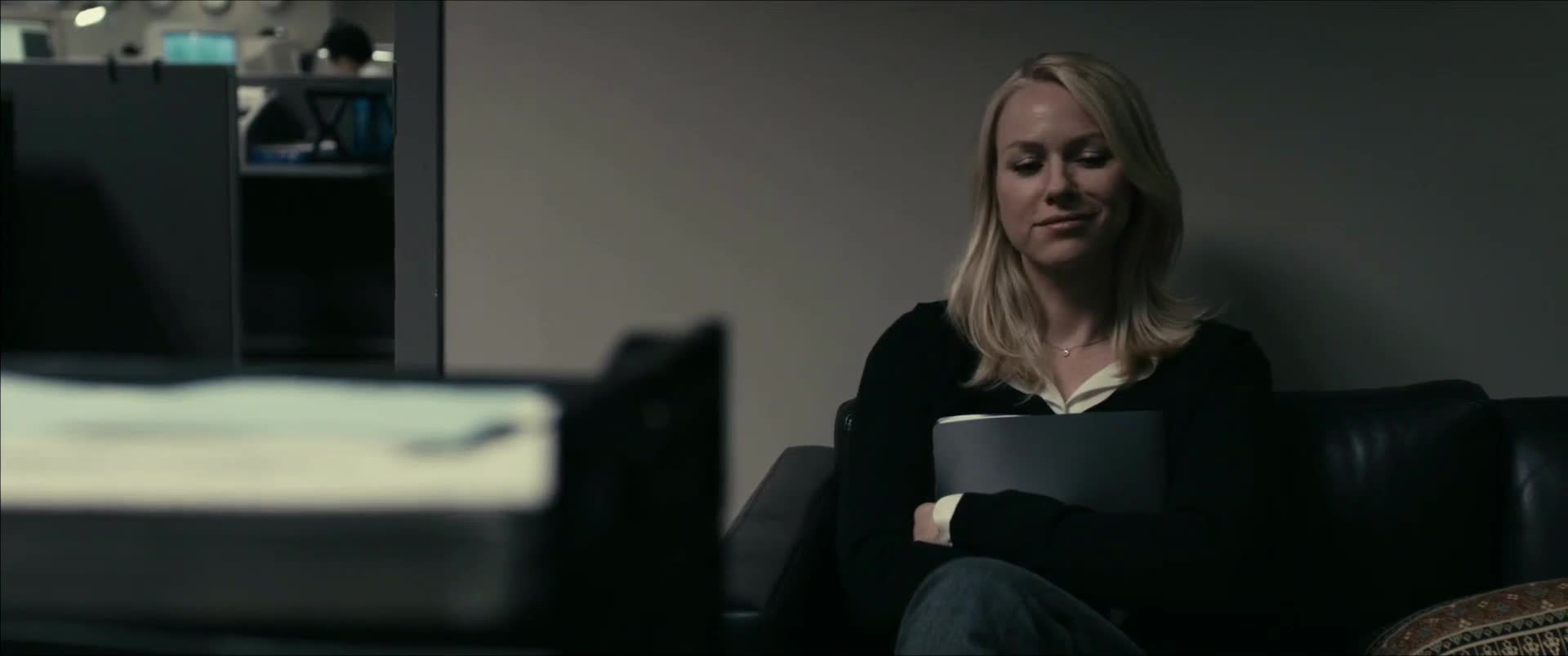 Lovná zvěř (Sean Penn, Naomi Watts, Ty Burrell 2010 Drama thriller životopisný) Cz dabing avi