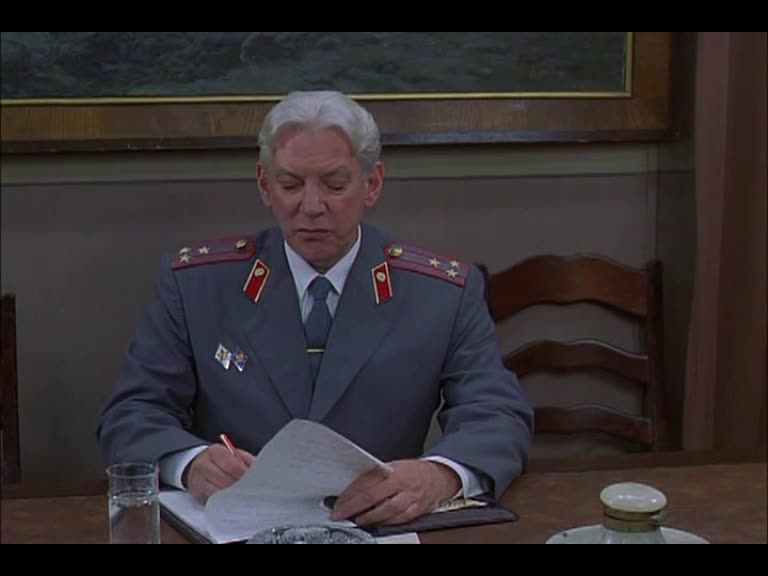 Občan X (Stephen Rea,Donald Sutherland,Max von Sydow 1995 Krimi Thriller Drama Životopisný Historický Bdrip 1080p ) Cz dabing mkv