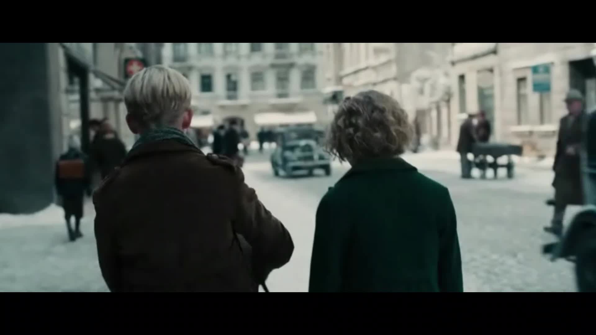 Zlodějka knih (Sophie Nélisse, Geoffrey Rush, Emily Watson 2013 Drama Válečný Bdrip 1080p ) Cz dabing mkv