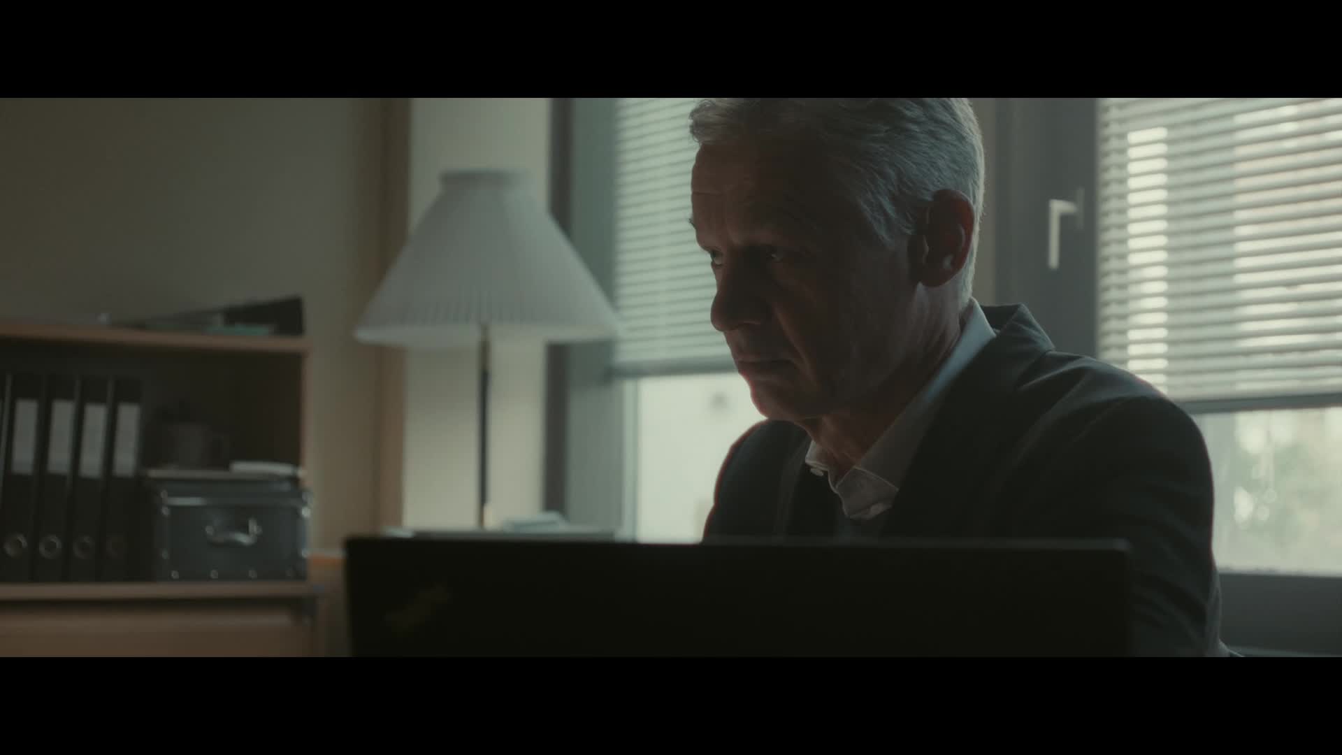 Agentka S01E02 {2025} drama, krimi AAC 5 1 1080p CZ dabing mkv