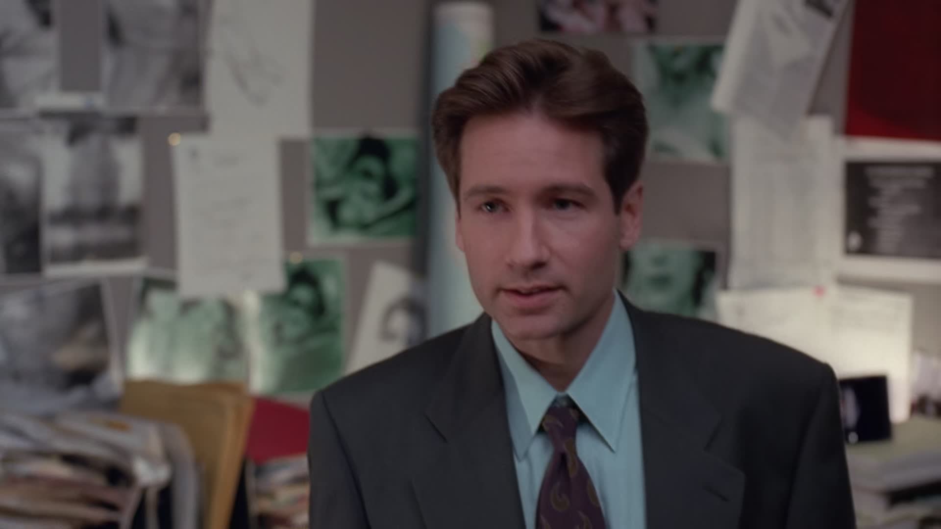 Akta X S01E07 24 1993 CZ dab Duch stroje mkv