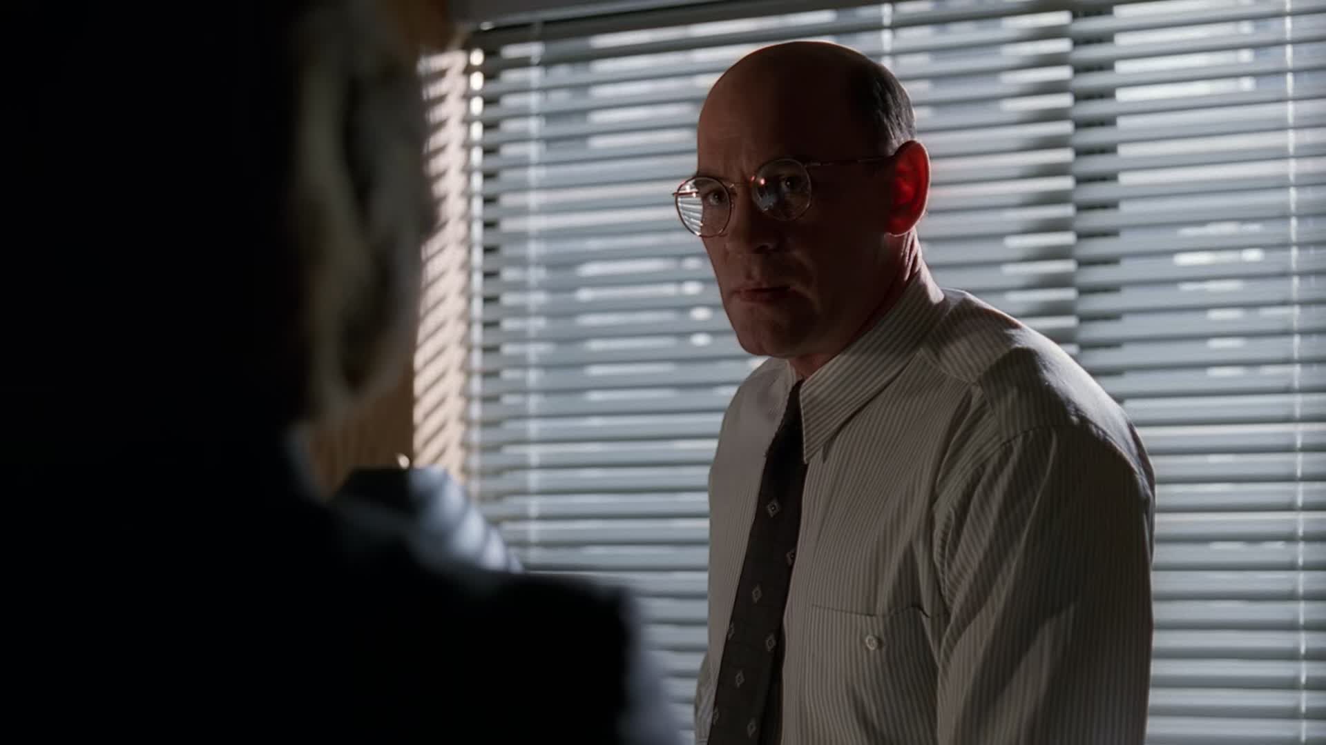 Akta X S04E14 24 1996 CZ dab Memento Mori mkv