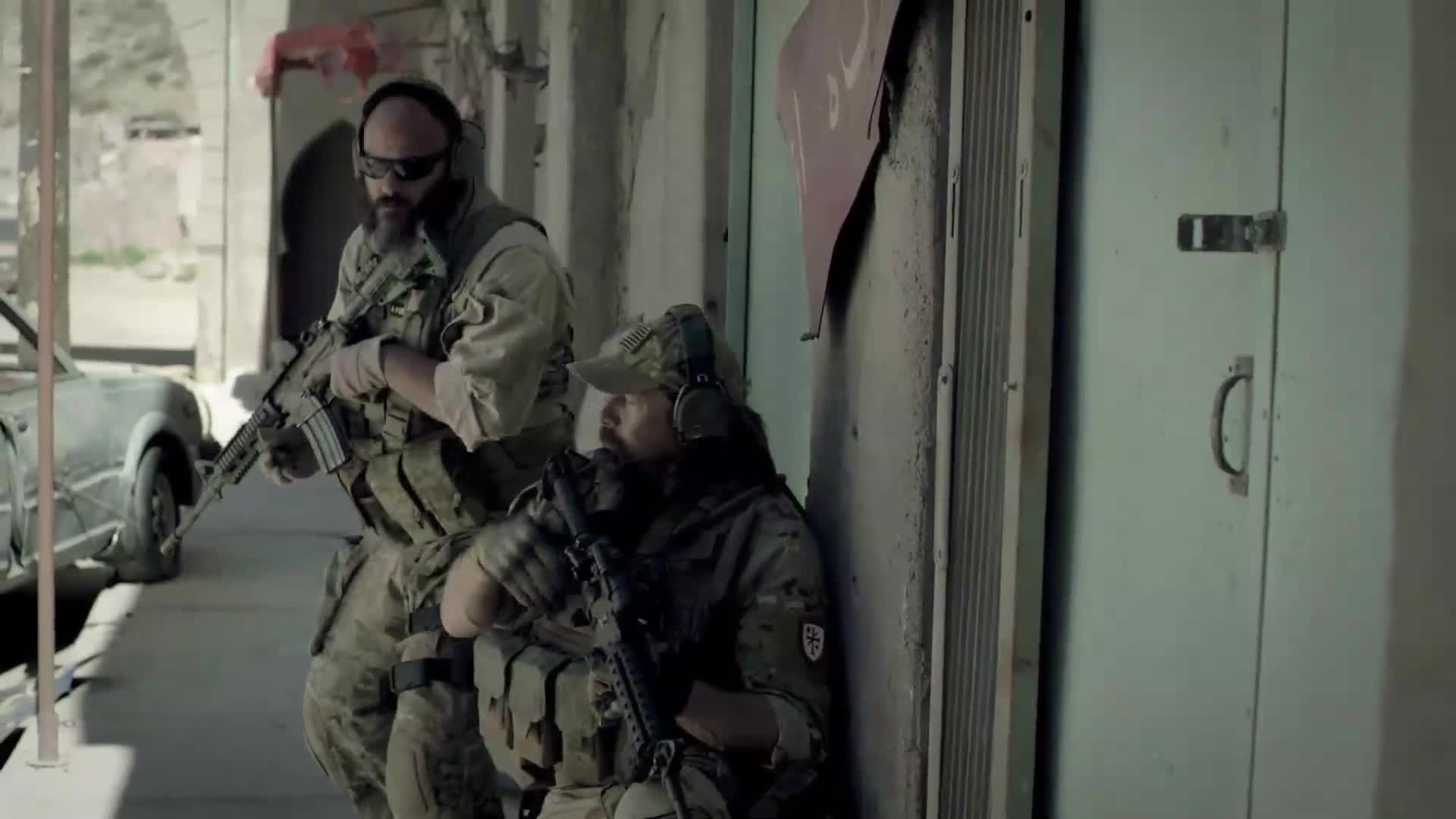 Sniper Special Ops (Steven Seagal, Rob Van Dam, Tim Abell 2016 Válečný Bdrip 1080p ) Cz dabing avi