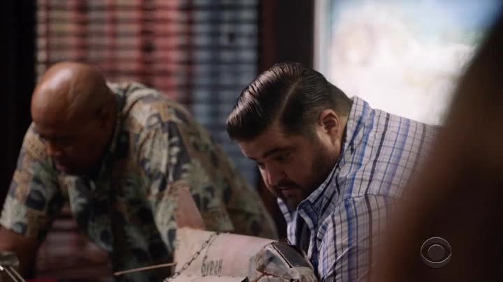 Hawaii 5 0 S09E15 Vězeň v dešti cz tit mkv