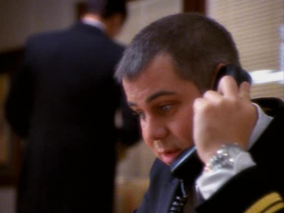 JAG S03E08 Za statečnost CZ avi