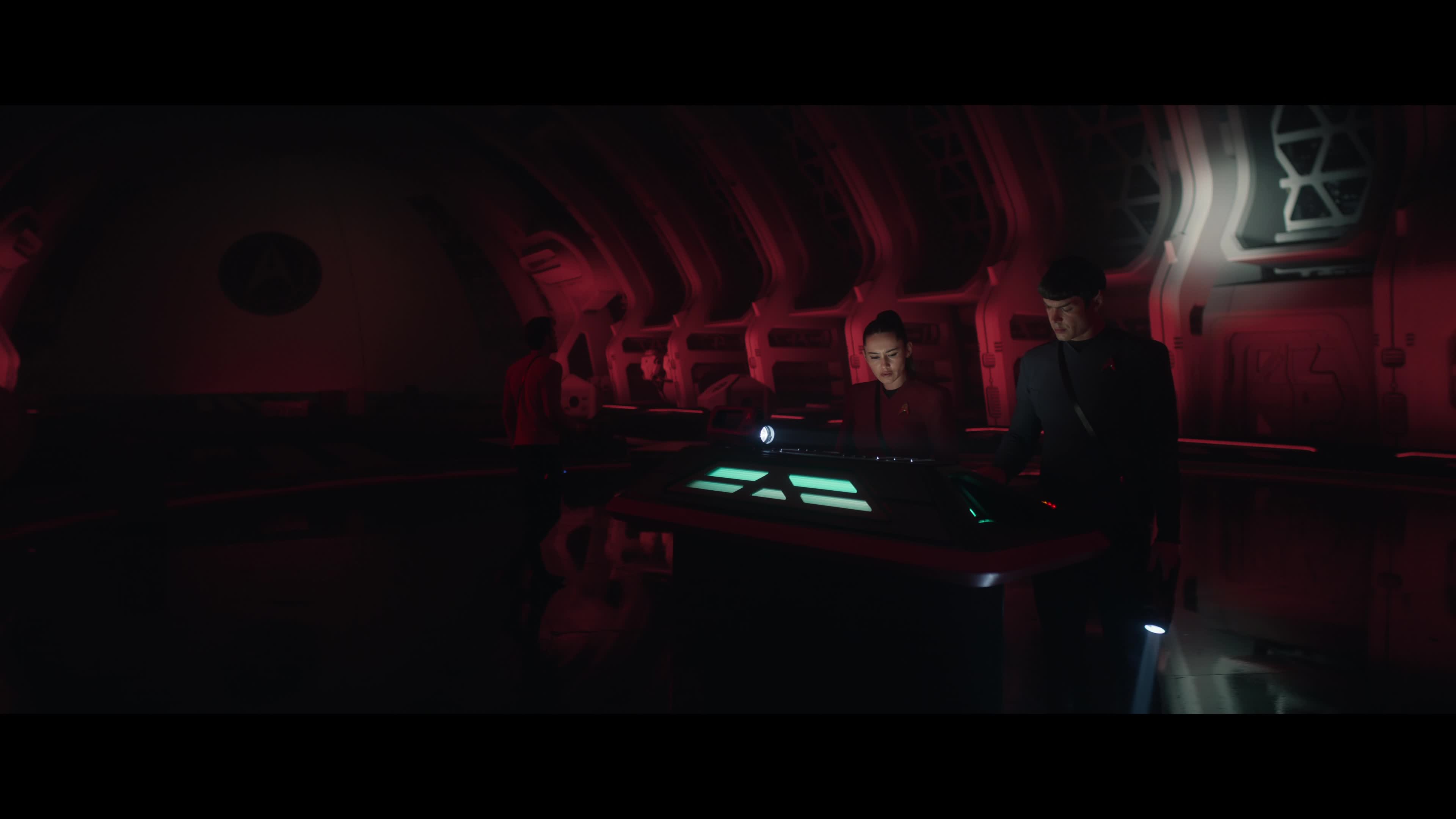 Star Trek Podivné nové světy S04E02 10 2026 CZ dabing 2160p UHD Griffinova příhoda mkv