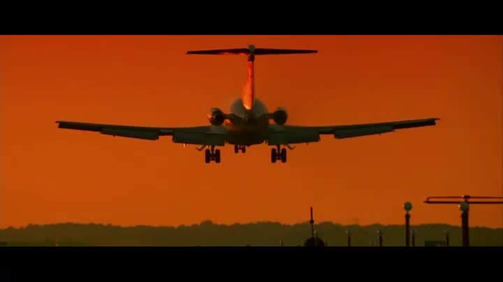 Elitný zabiják (Jason Patric,John Cusack Jessica Lowndes,Bruce Willis 2014 Akční Thriller Bdrip 1080p ) Sk dabing mp4
