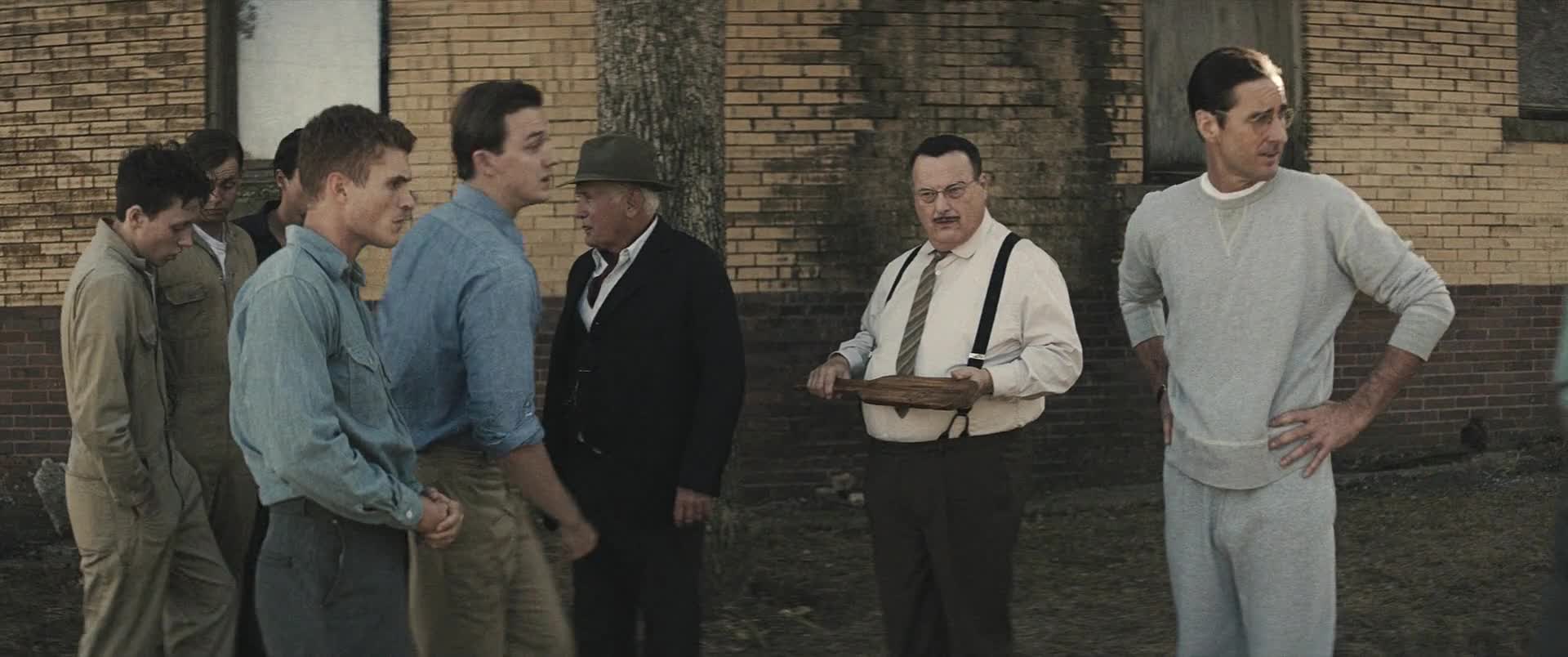 12 nezdolných sirotků (Luke Wilson,Robert Duvall,Martin Sheen 2021 Historický Sportovní Bdrip 1080p ) Cz dabing mkv