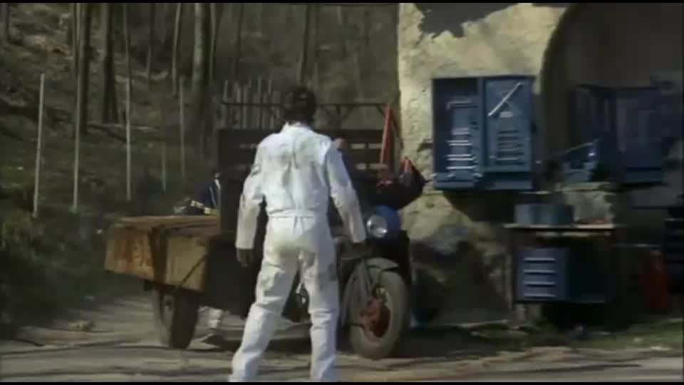 Já jsem tygr, ty jsi tygr, on je tygr (Renato Pozzetto,Paolo Villaggio,Enrico Montesano 1978 Komédie Bdrip 1080p ) Cz dabing avi