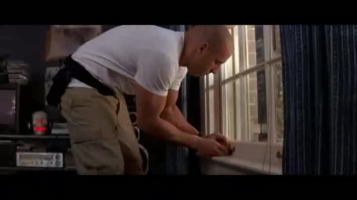 Ochránce Dudlíkátor (Vin Diesel,Max Thieriot 2005 Akční Komedie Drama Rodinný Dvdrip ) Cz dabing avi
