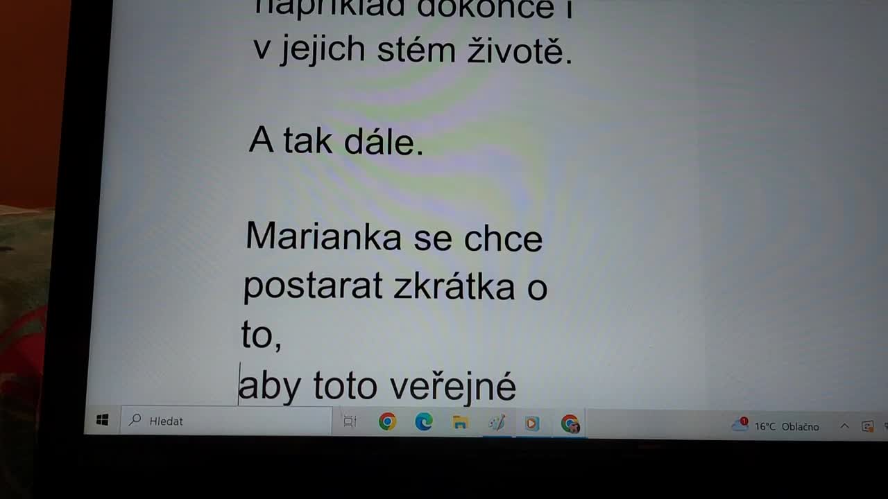 16 6 2025 princezna Marianka Mimapinková mluví s překladačem 4 mp4