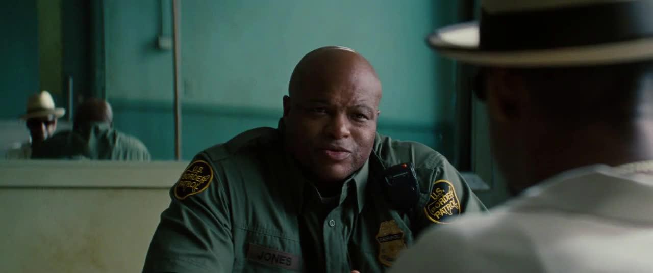 Ranaři 2 zbraně (Denzel Washington, Mark Wahlberg, Paula Patton 2013 Akční Krimi Komedie Thriller Drama Bdrip 1080p ) Cz dabing avi