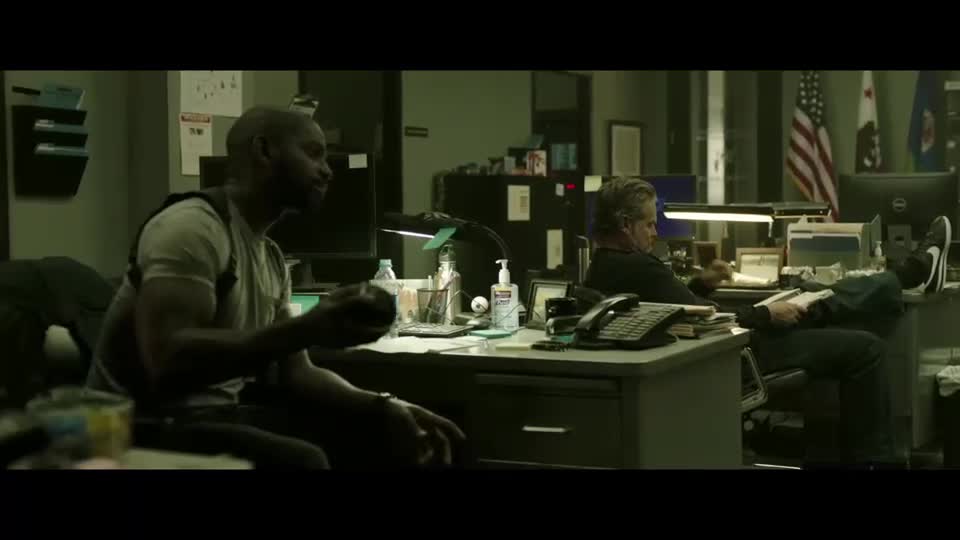 Dokonalá loupež (Gerard Butler 2018 Akční Drama Krimi Mysteriózní Thriller 1080p ) Cz dabing mp4