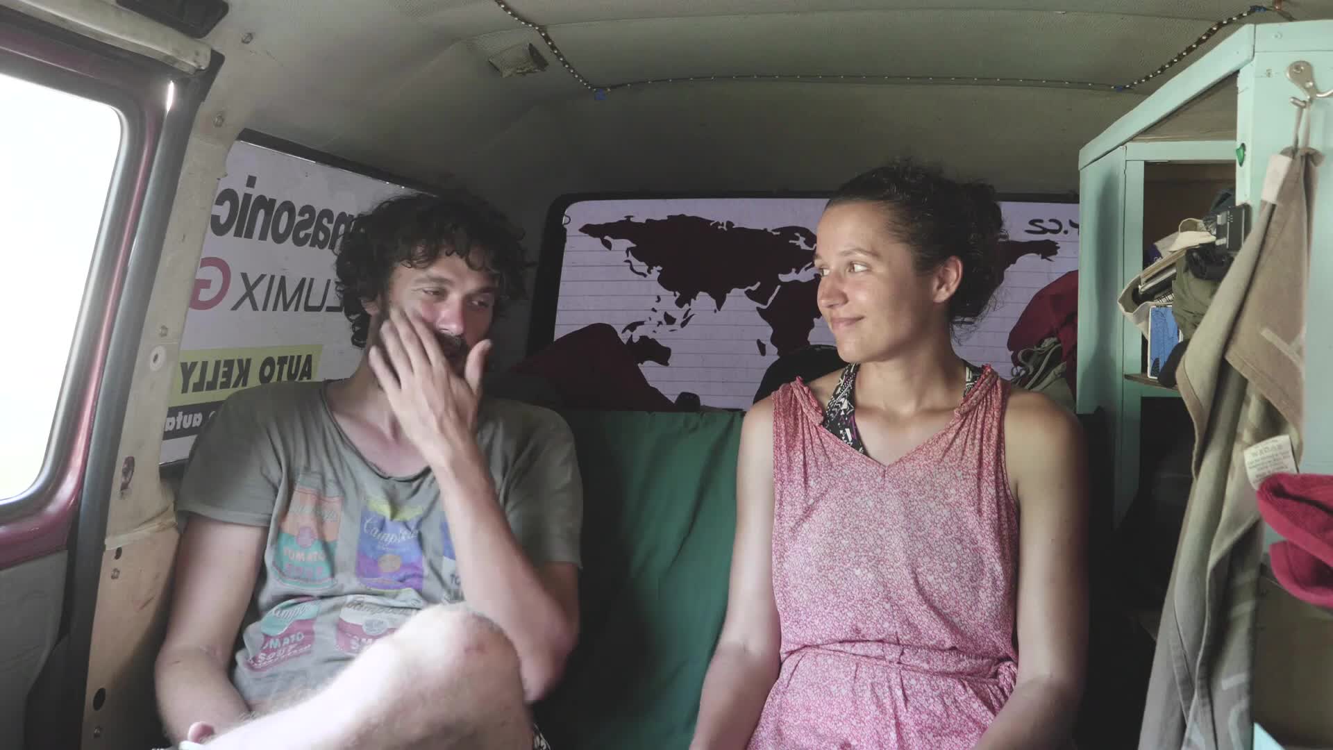 Busny Bonusy S01E18 28 2017 CZ dab 1080p Jaké místo si vybrat pro život v Africe mp4