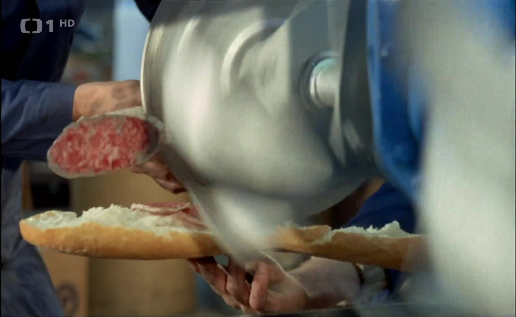 Velký bazar 1973 CZ dab 1080p mkv