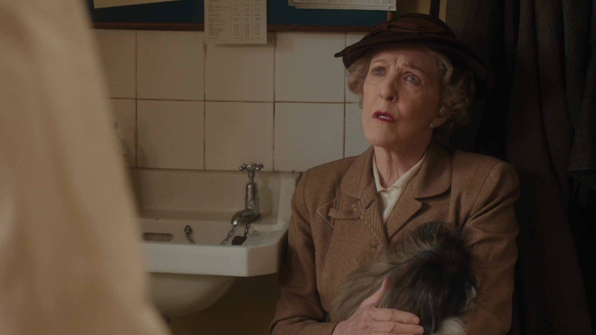 Všechny velké a malé bytosti S06E03 2025 CZ dabing HD 1080p mkv