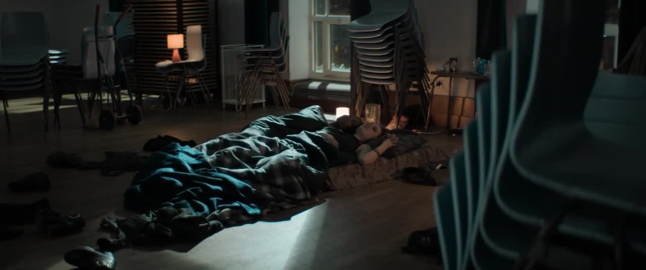 Anonym S01E09 10 2023 CZ dab 720p Hrdinové na jeden den mp4