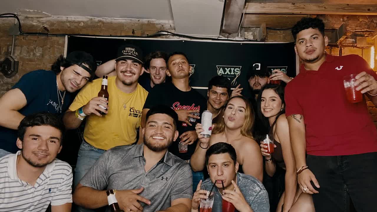 Totální provar Tragédie na festivalu Astroworld 2025 CZ dab 720p mp4