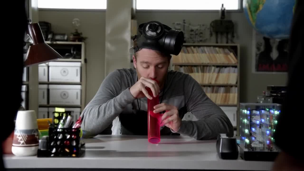 Všemocný S01E11 22 2015 CZ dab 720p Mozek na drogách mkv