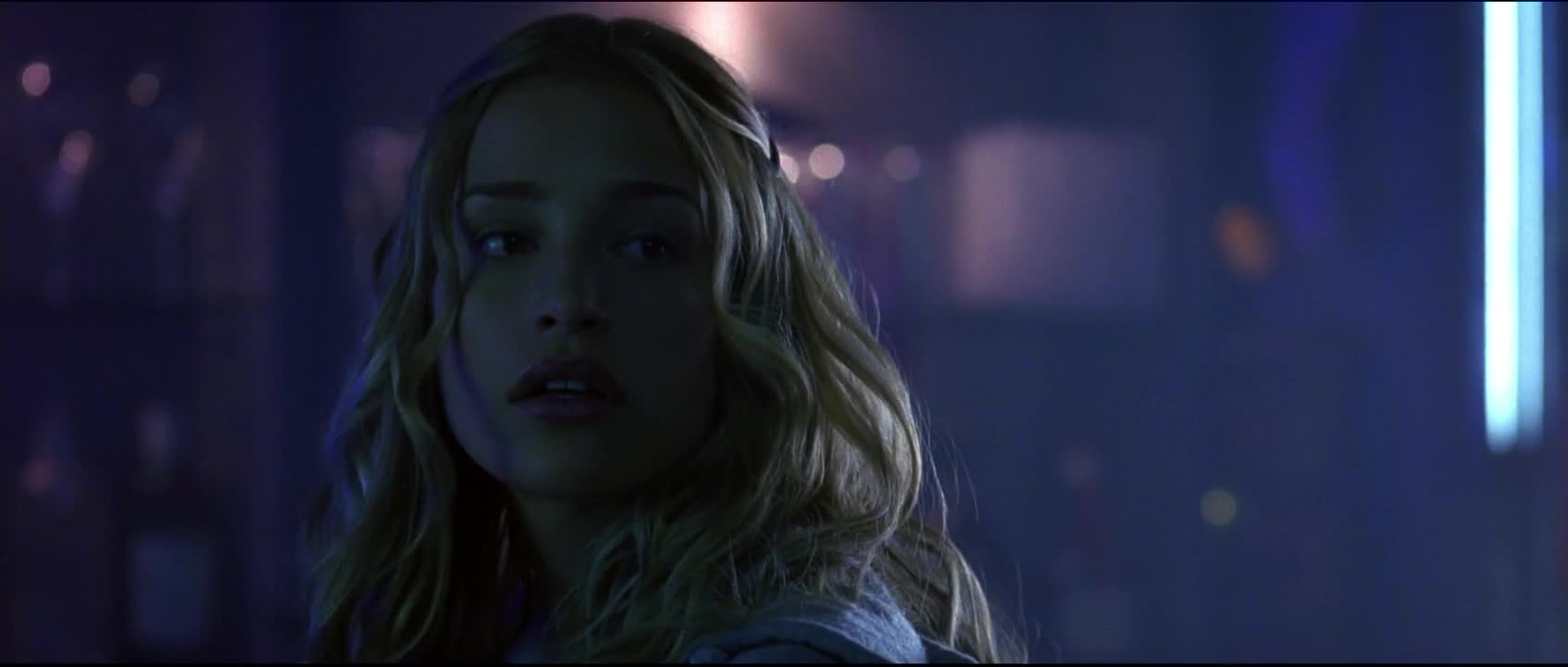 Divoké kočky 2000 CZ dab 1080p mp4