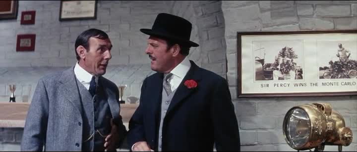 Na řvoucích strojích do Monte Carla (1969) avi