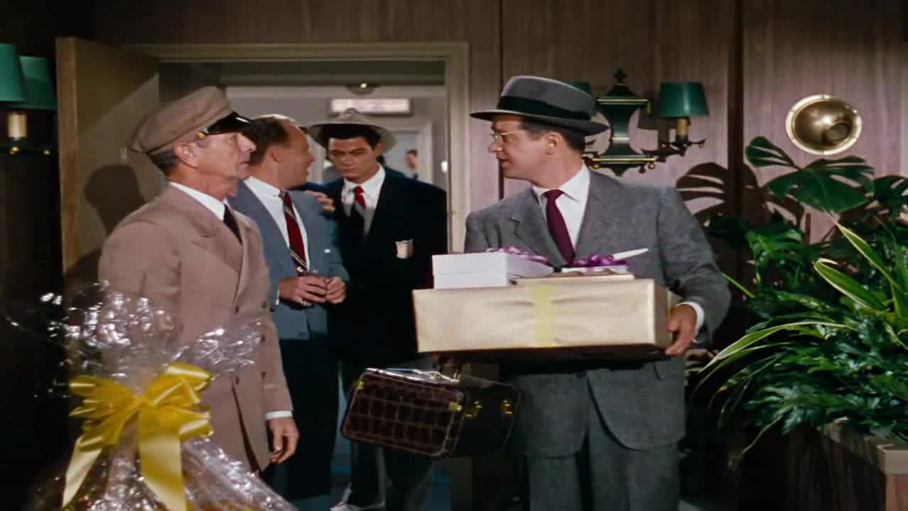Páni mají radši blondýnky (Leigh Harline Lionel Newman 1953 Komedie Romantický Muzikál 1080p ) Cz dabing avi