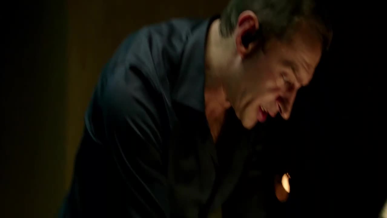 Vymahač (Konstantin Chabenskij,Polina Agurejeva,Jevgenij Styčkin 2016 Drama Thriller Bdrip 1080p ) Cz titulky mp4