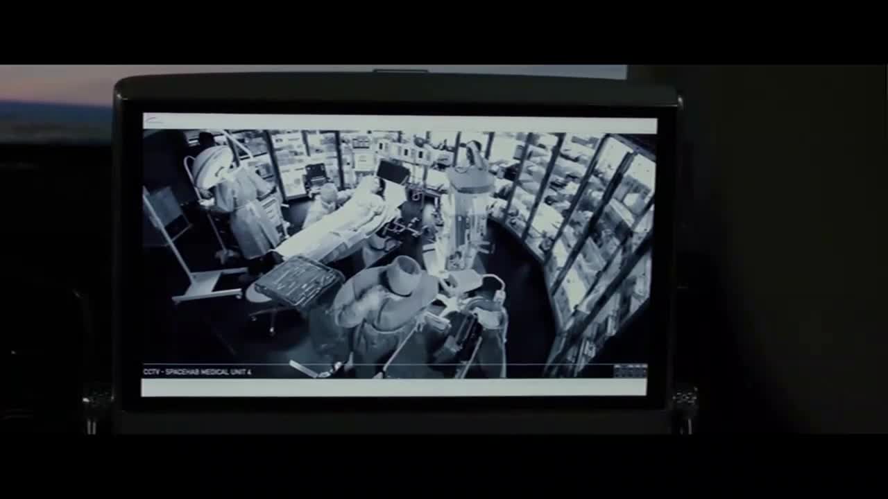 Vesmír mezi námi (Asa Butterfield,Britt Robertson,Gary Oldman 2017 Sci Fi Dobrodružný Romantický Drama Bdrip 1080p ) Cz dabing avi