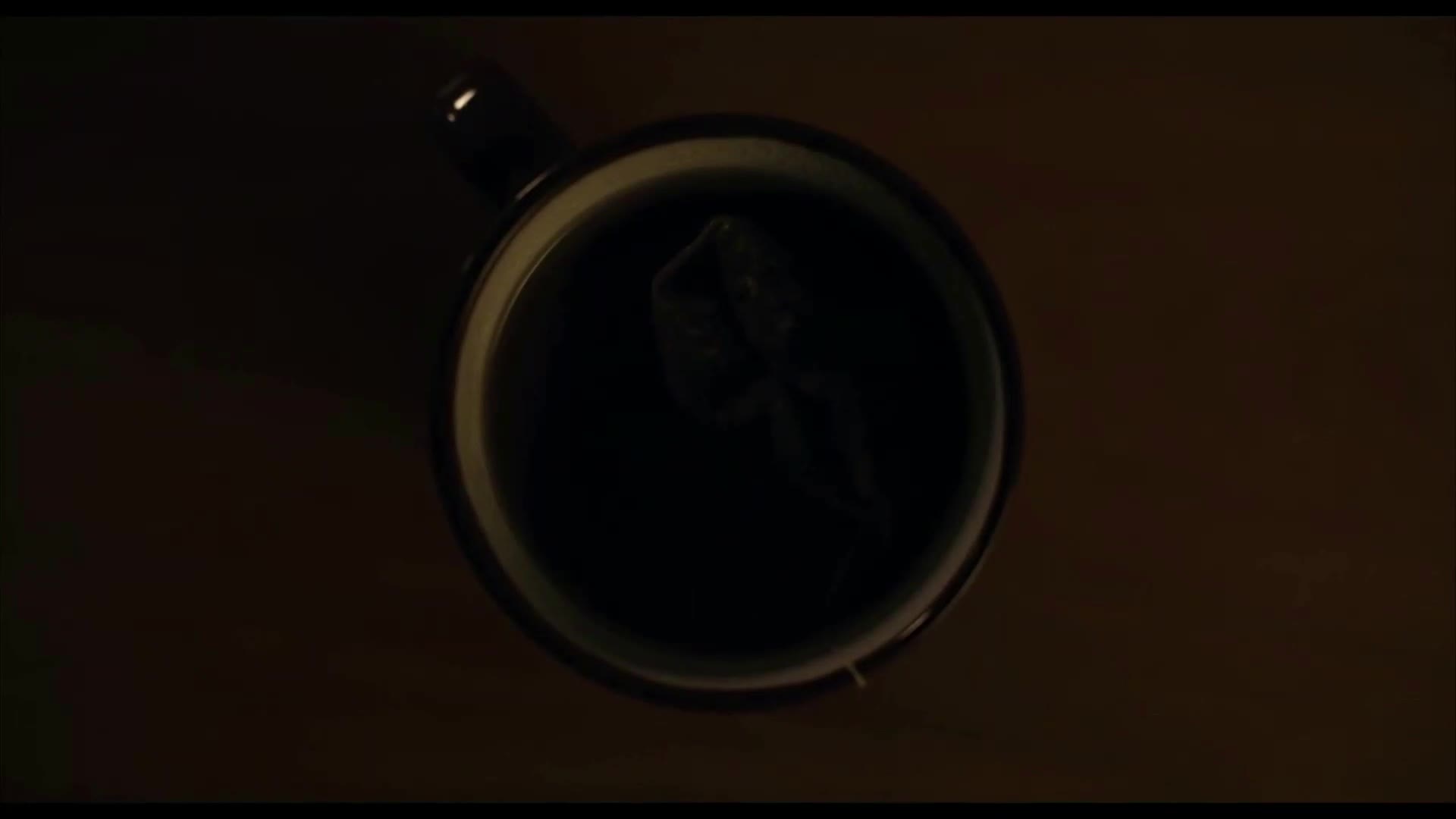 Barbar (Georgina Campbell,Bill Skarsgård,Justin Long 2022 Horor Thriller Mysteriózní Bdrip 1080p ) Cz dabing avi