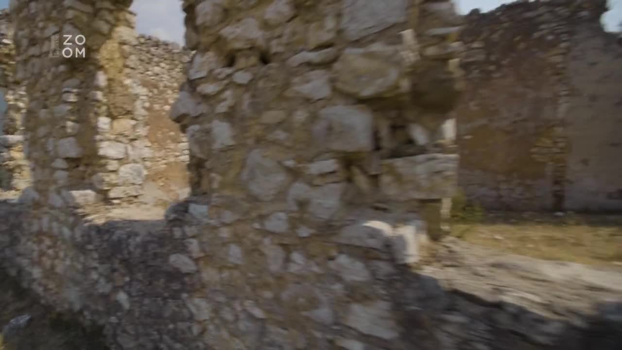 Zapomenute megastavby S05E08 [Behind Enemy Lines] (cz 720p) mp4