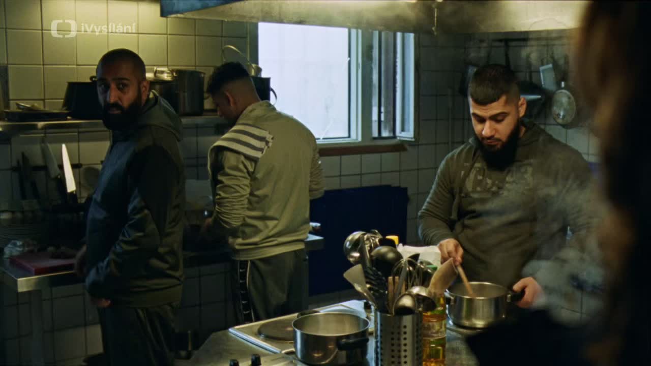 Vězeň   Huset S01E04 CZ dabing HD 720p mkv