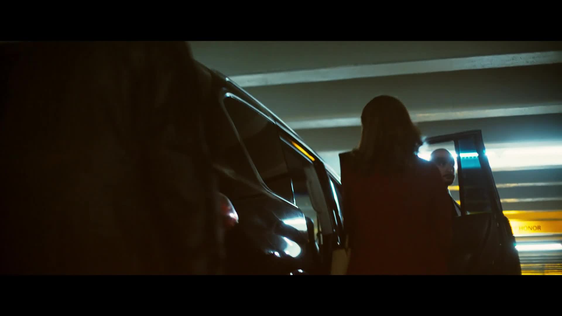 Cela 211 S01E06 Král je mrtev, ať žije král (2025) krimi thriller cztit mkv