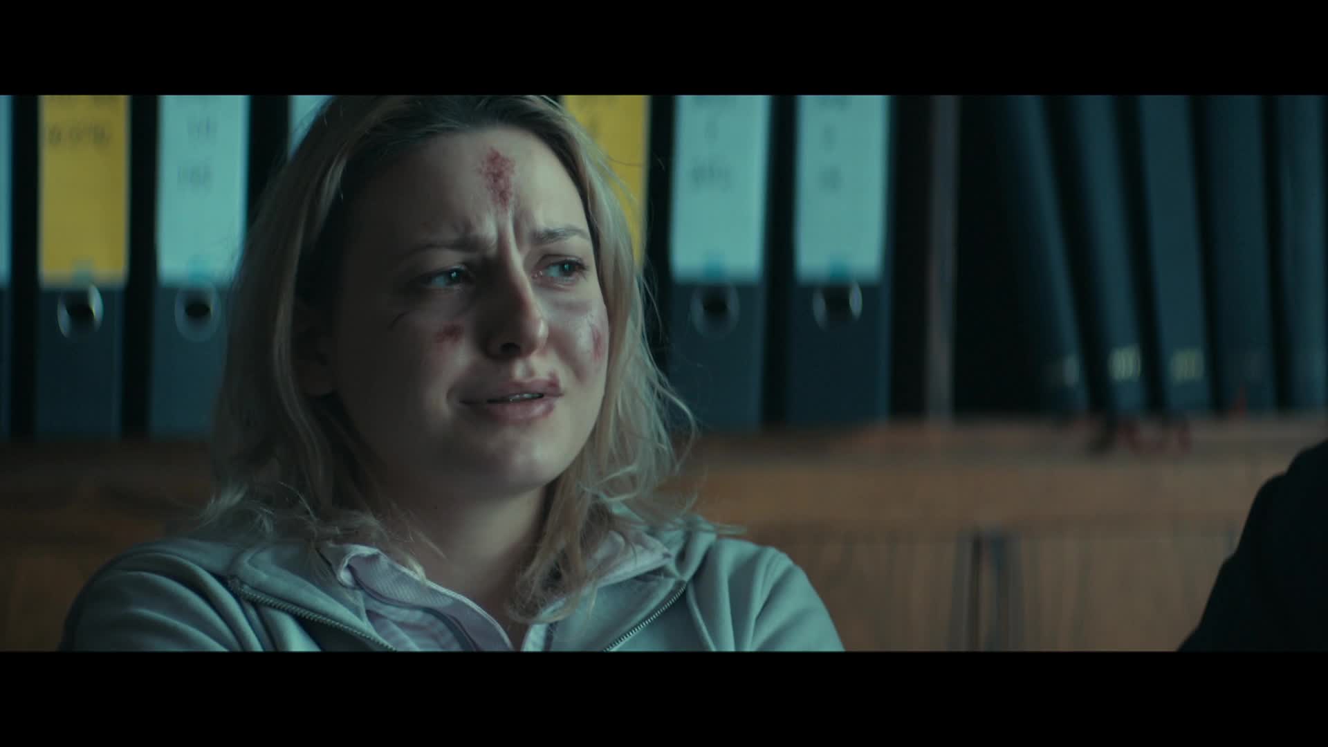 Černé písky S01E04 08 2021 CZ dab 1080p Nejsi tady mkv