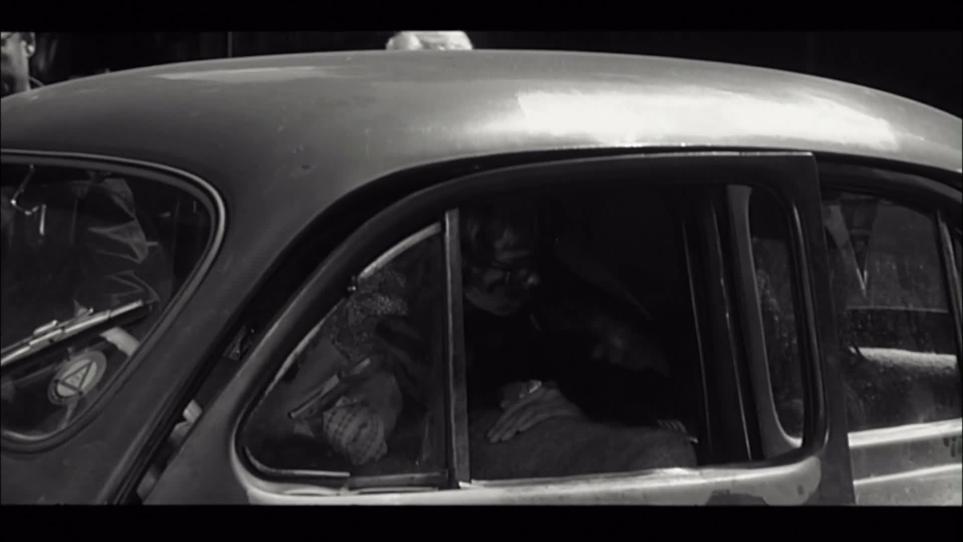 Naše bláznivá rodina {1968} komedie 1080p mkv