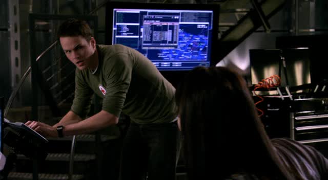 Knight Rider Legenda se vrací S01 E13 Neplanovana akce (Exit Light, Enter Knight)(2008)(TVRip)(CZ dab ) avi