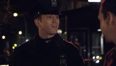 Spravedlnost v krvi (Blue Bloods) 01x20 Pozlátko a špína avi