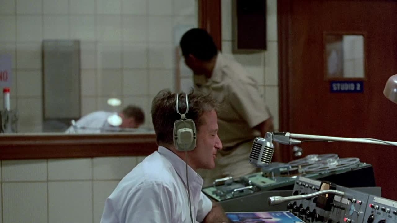 Dobré ráno, Vietname =1987, CZ avi