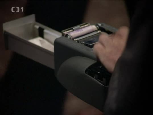 Kojak S04E03 Hra se zákony avi