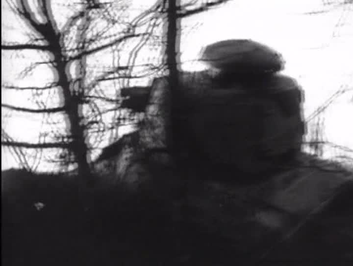 Války a zbraně 09 Dělostřelectvo a rakety avi