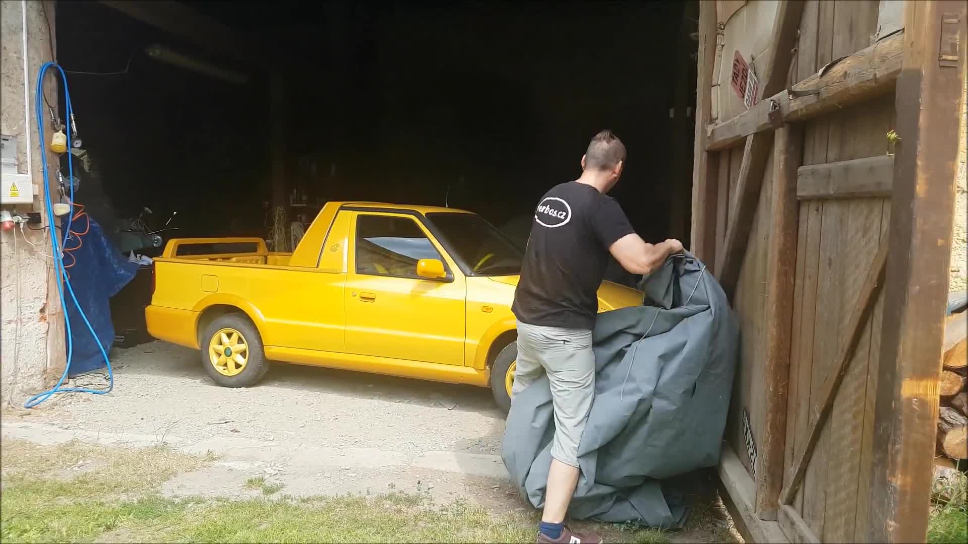 16 Poklady ze stodoly 10 Škoda Felicia Fun mp4